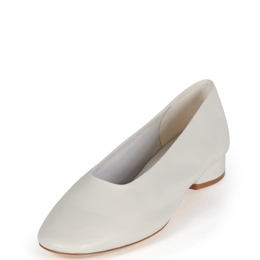 Jeffrey Campbell trustee flat
